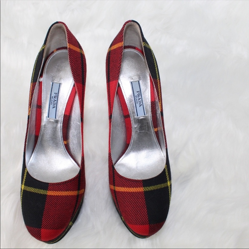 Holiday Prada Never Worn Plaid Stacked Heel - Picture 2 of 10